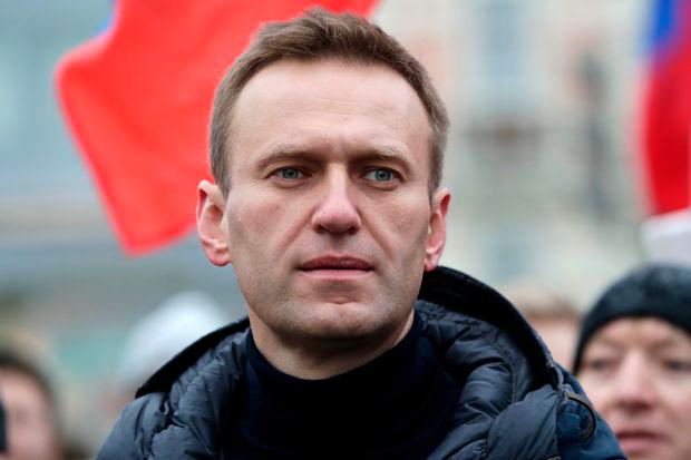 US to impose sanctions on Russia for Navalny poisoning: Report