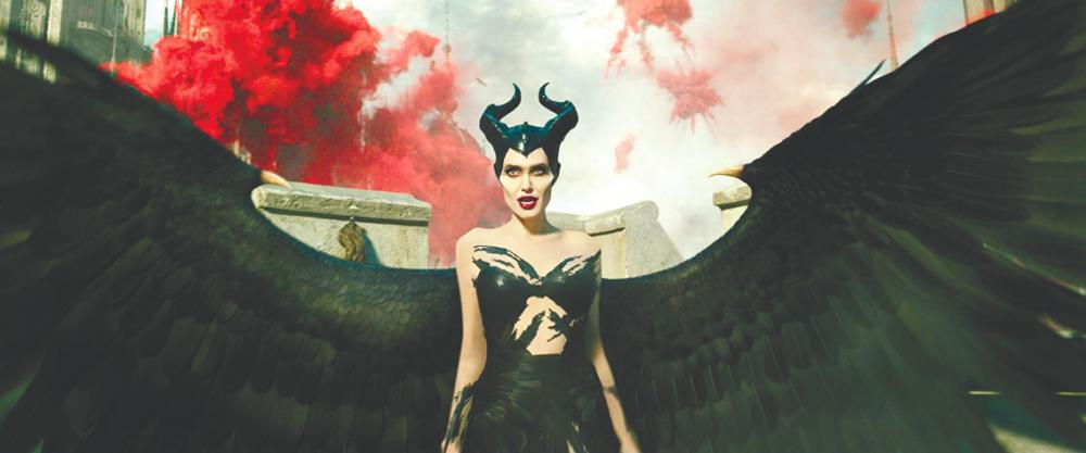 Angelina Jolie as Maleficent in the Ellen Mirojnick-designed battle dress in Maleficent: Mistress of Evil. – WALT DISNEY PICTURES