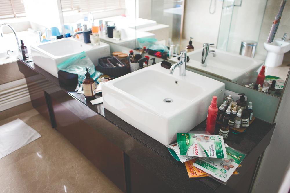 $!Bathroom sink ... before – Courtesy of Rebecca Jo-Rushdy