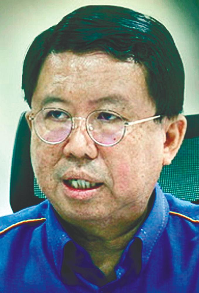 Secretary-general of The National Union of the Teaching Profession Harry Tan Huat Hock.