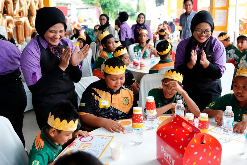 $!The Community Month programme is part of the ‘Program Komuniti McDonald’s dan RMHC’, aimed at making a positive impact on various segments of the community.