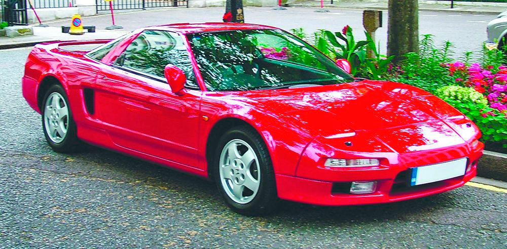 $!Senna helped develop the Honda NSX, widely considered to be one of the best handling sports cars of all time. – WIKIPEDIAPIC