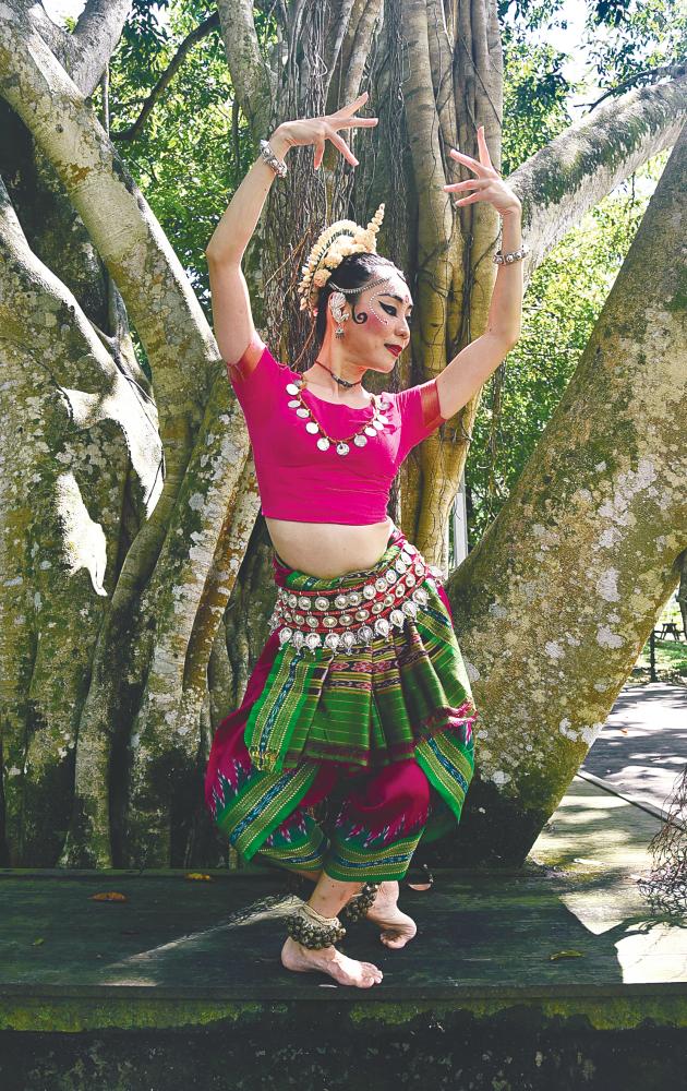 Michelle posing at TTDI Park. – ALL PIX BY SYAZWAN KAMAL/THESUN