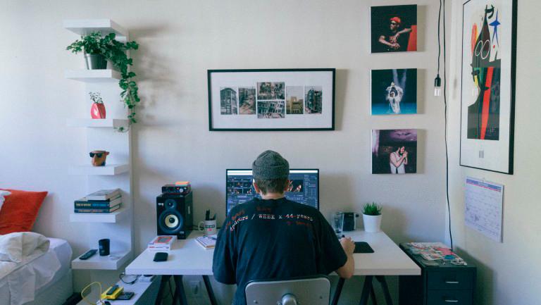 Companies that require software developers, graphic designers, content creators, marketers and sales consultants have been negatively affected by the growing number of freelancers. REUTERSPIX
