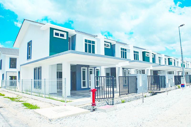 Niaz said Bumiputera discounts of between 5% and 15% were originally introduced to promote equitable home ownership among the lower income community – BERNAMApix