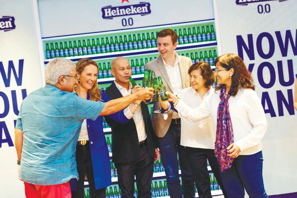 Cheers to Heineken 0.0 ... (from far left) Heineken Malaysia’s board member Martin Manen, Meijboom-van Wel, Heineken Malaysia managing director Roland Bala, Chabot, Heineken Malaysia’s board member Linda Ngiam, and corporate affairs and legal director Renuka Indrarajah. – HEINEKEN MALAYSIA