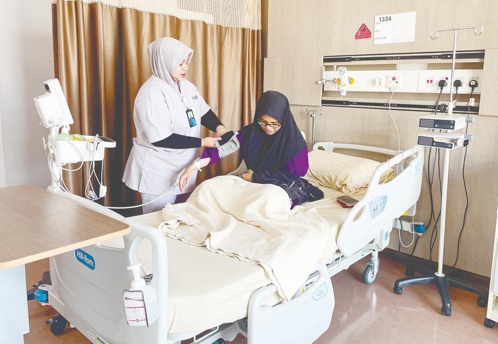 Shanmuganathan attributed the increase in insurance premiums to the poor performance of lawmakers and lack of foresight in health policy formulation and implementation. – ADIB RAWI YAHYA/THESUN