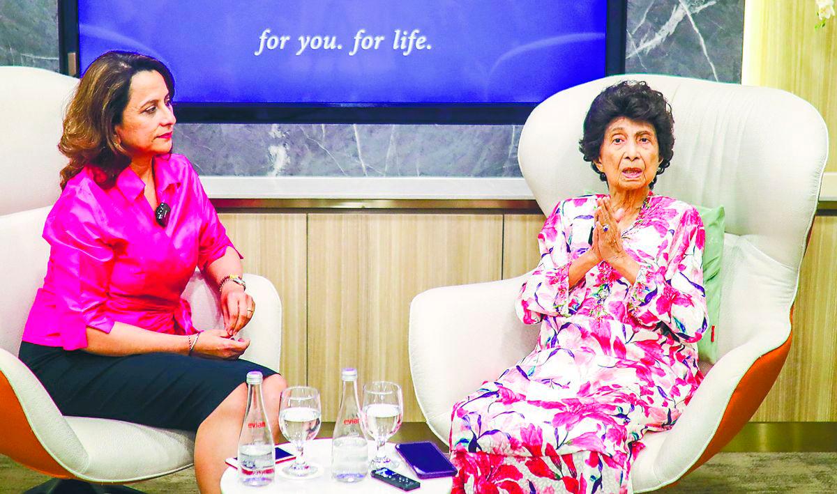 Hasmah with Harjit Kaur at the forum held at the Prince Court Medical Centre. – ADAM AMIR HAMZAH/THESUN