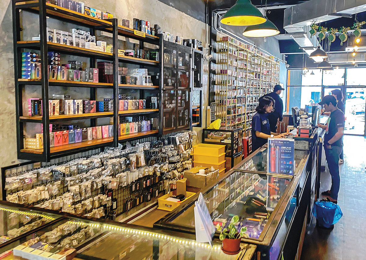 Subbarow said increasing use of vape among teenagers is a national crisis and warned that many are unknowingly being introduced to drug-laced vape liquids. – theSunpix
