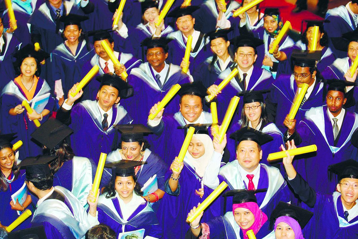 If Malaysia aims to join the ranks of innovation-driven nations, our research must serve society, not just institutional metrics. – BERNAMAPIX
