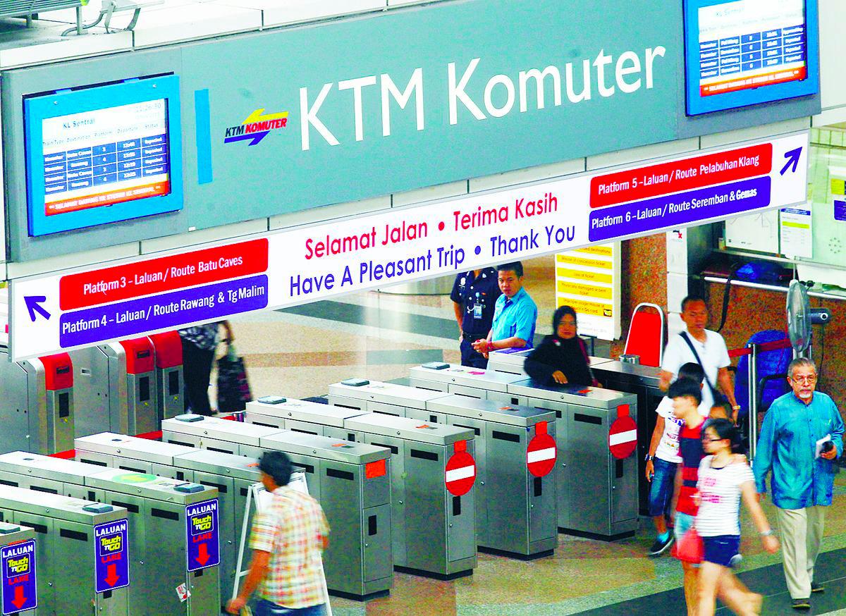 Malaysia still lacks a unified platform that allows commuters to seamlessly plan, pay and track their journeys across different modes of transport - be it MRT, LRT, buses, KTM trains or last-mile solutions like bicycles and e-scooters. – Sunpix