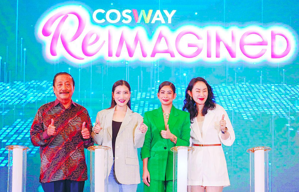 (From left) BCorp founder and adviser Tan Sri Vincent Tan, Chryseis, Tunku Tun Aminah and BCorp Joint CEO Nerine Tan at the launch of Cosway Reimagined yesterday. – AMIRUL SYAFIQ/THESUN