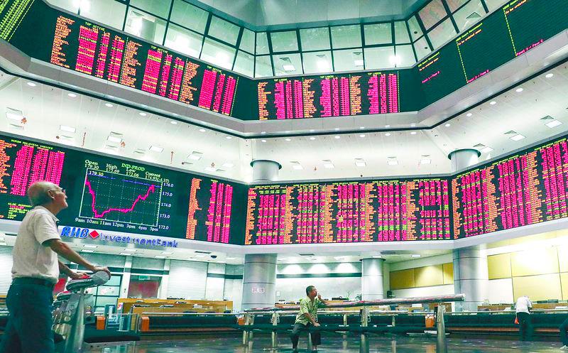 Niaz said should BlackRock withdraw its investments in Malaysia, there would likely be a significant outflow of foreign capital, prompting a decline in stock market prices and increased volatility, especially in Bursa Malaysia’s FTSE indices. – Amirul Syafiq/THESUN