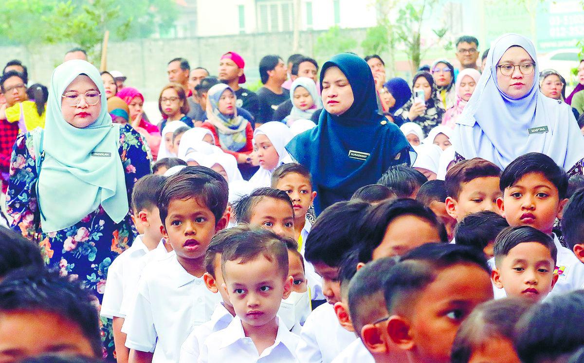 ‘Reduce stress for teachers to curb early retirement’