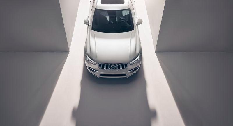 XC90 B5 Inscription Plus launched