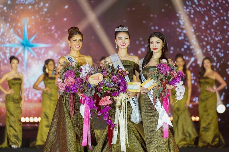 (From left) Priyaa, Lim and Li are the top three winners of Miss Universe Malaysia 2025. $!(From left) Priyaa, Lim and Li are the top three winners of Miss Universe Malaysia 2025.