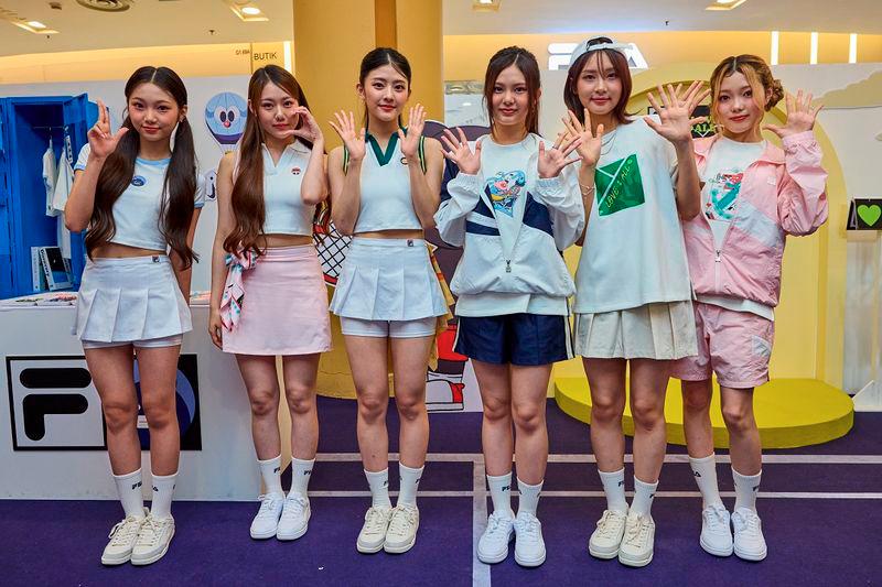 $!PKIIRAS express their unique style through the FILA Love:All collection.