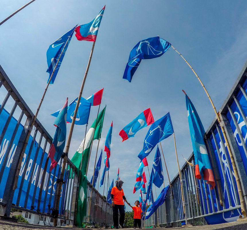 Azmi said Budget 2026 is not an election budget as GE16 is still far off and at least one or two more budgets would likely be tabled before then. – Amirul Syafiq/theSun