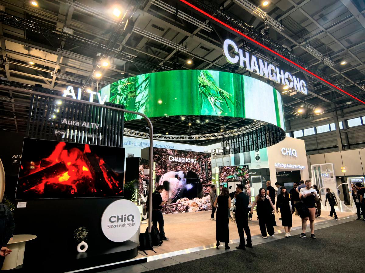 CHiQ Showcases Panda-Themed AI Tech, FIS Sponsorship, and ESG Leadership at IFA 2025