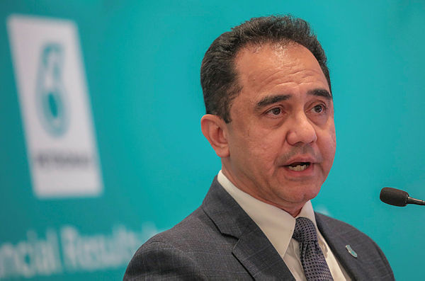 Petronas Q4 profit slumps 71%, to declare RM24b dividend