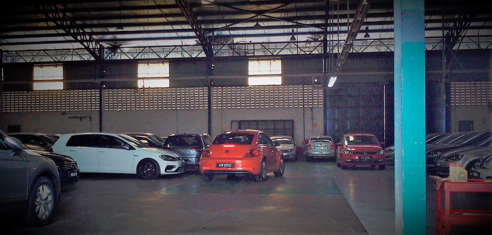 $!After a glorious week, the Beetle is returned to VW Malaysia. This is at one of its authorised dealers’ warehouse, in Puchong.