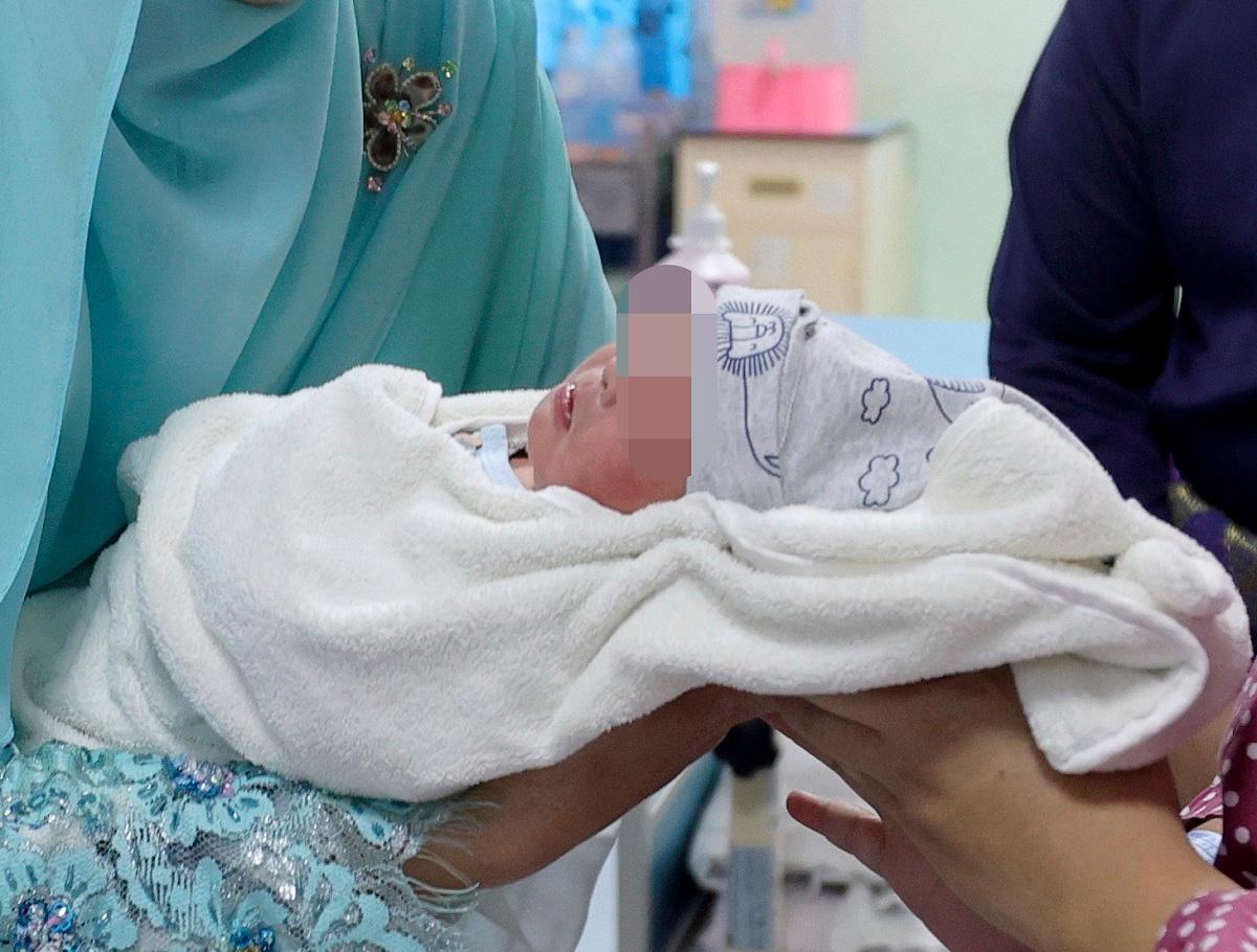 Srividhya stressed that protecting children and preventing opportunities for abuse should take priority over merely apprehending predators. – ADIB RAWI YAHYA/THESUN