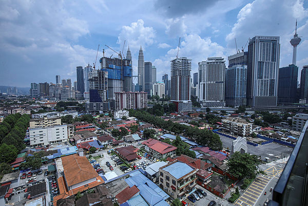 iProperty.com expects property oversupply to remain next year
