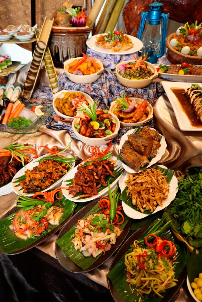 $!An assortment of Malaysian’s favourites awaits, crafted to bring families and friends together.