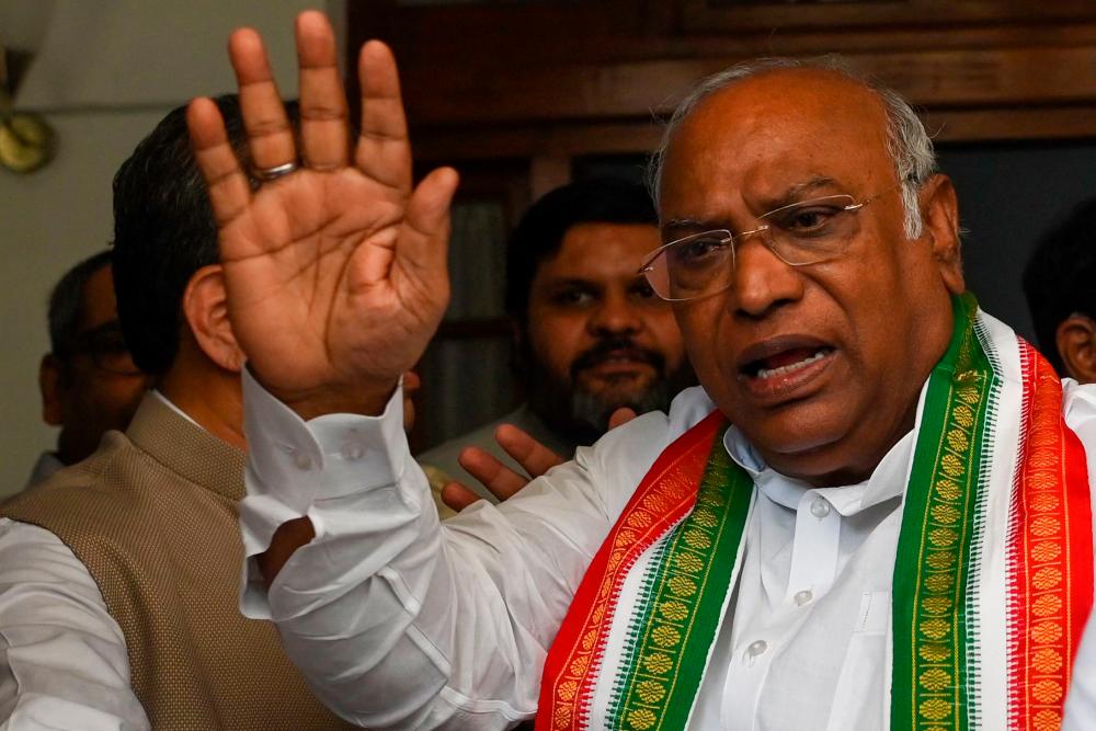 India’s Congress party leader Mallikarjun Kharge gestures after he got elected as the new Congress president, in New Delhi on October 19, 2022. AFPPIX