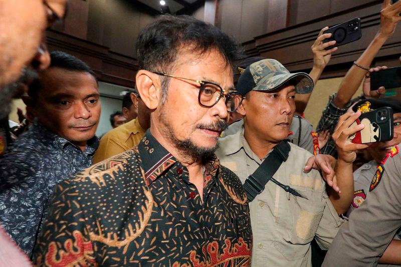 Indonesia’s former agriculture minister Syahrul Yasin Limpo leaves the courtroom after hearing the judges’ verdict in Jakarta on July 11, 2024. Indonesia’s former agriculture minister was jailed for 10 years on July 11 after he was found guilty of misappropriating more than $900,000 of public funds. - AFPpix