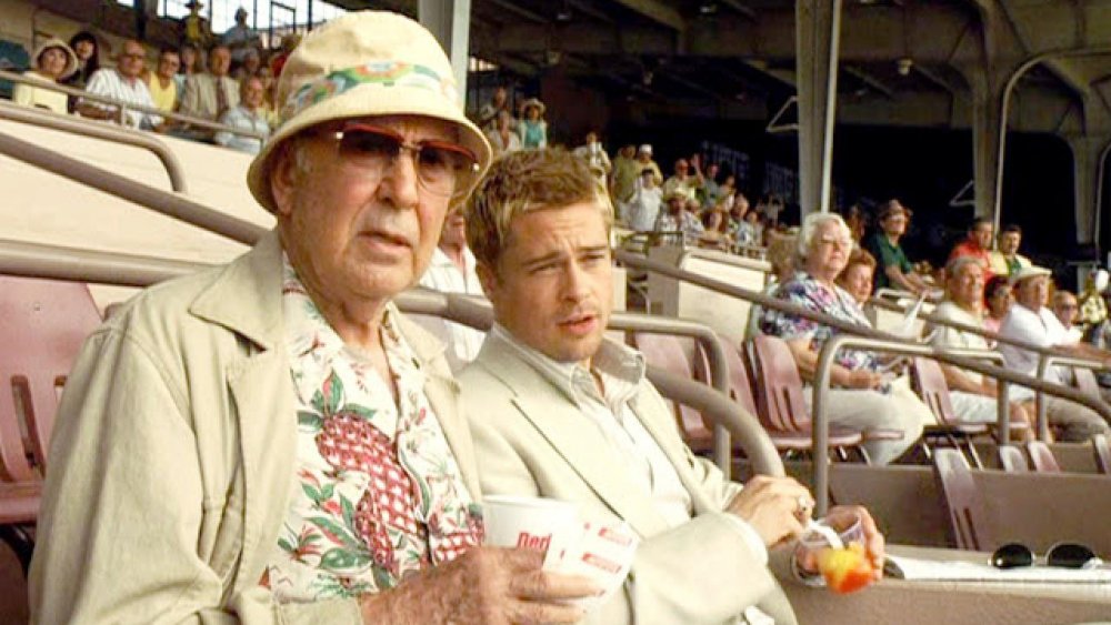$!Carl Reiner and Brad Pitt in a scene from Ocean’s 11