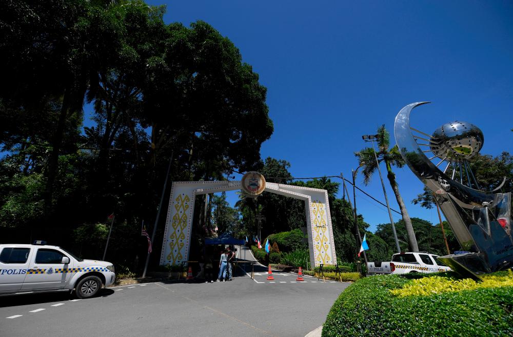 Istana Negeri Sabah’s main entrance. -Bernama