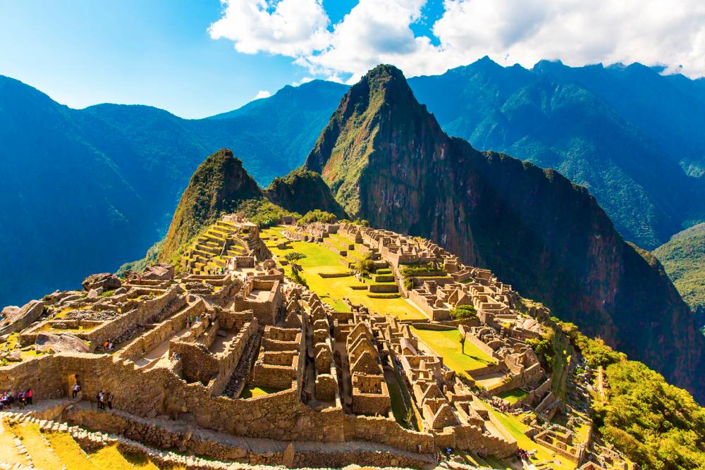 Peruvian President Martin Vizcarra launched a campaign on Thursday to reforest the Machu Picchu archeological site in order to protect it from mud slides and forest fires. © vitmark / Istock.com