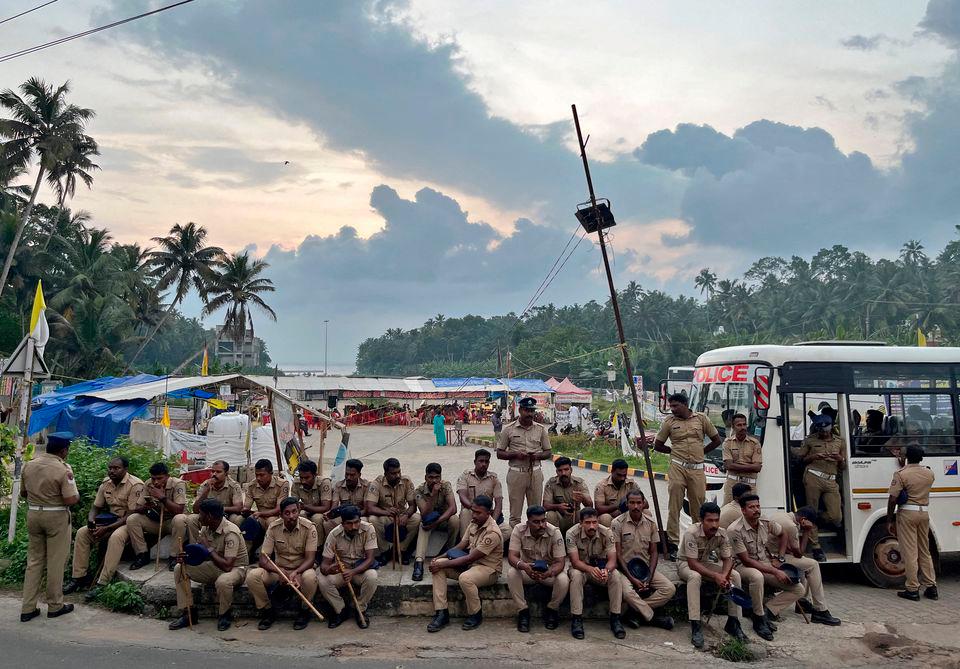 [1/2] Police officers are deployed as fishermen protest near the entrance of the proposed Vizhinjam Port in the southern state of Kerala, India, November 9, 2022. REUTERSpix