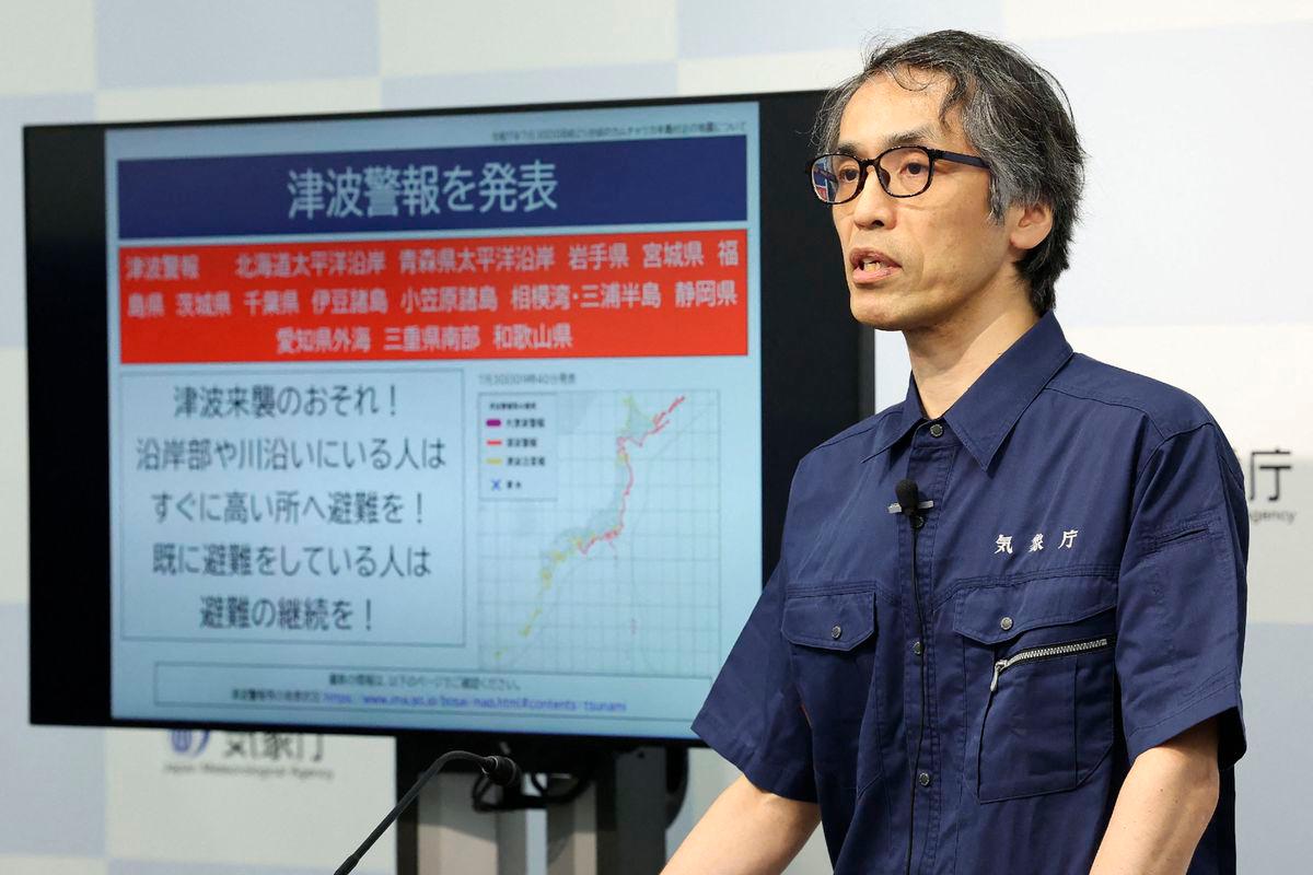 An expert on earthquake and tsunami countermeasures from the Japan Meteorological Agency holds a press conference in Tokyo on July 30, 2025, following a 8.7 magnitude quake in the sea off eastern Russia. A powerful 8.7 magnitude earthquake off Russia’s far east has prompted tsunami alerts across parts of the Pacific including Japan, Hawaii, Russia and Ecuador, and warnings along the California coast, US authorities said - AFPPix
