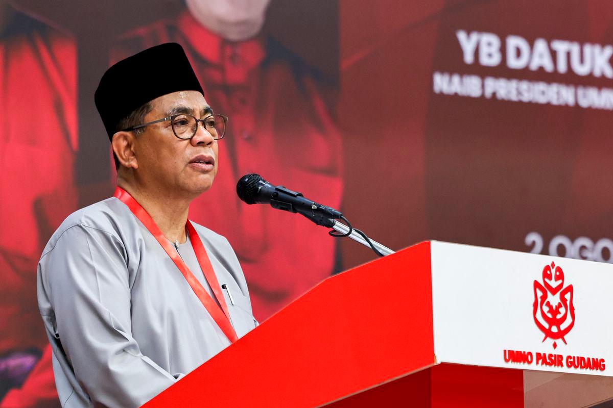 Menteri Pertahanan Datuk Seri Mohamed Khaled Nordin - FotoBernama