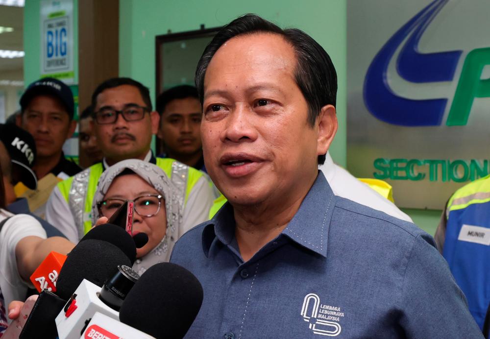 Deputy Works Minister Datuk Seri Ahmad Maslan -BERNAMApix