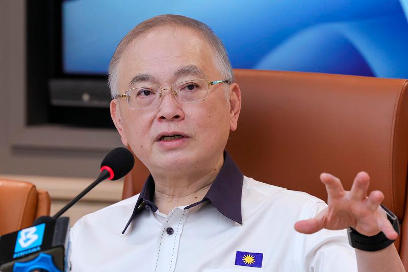 MCA president, Datuk Seri Dr Wee Ka Siong. - BERNAMApix