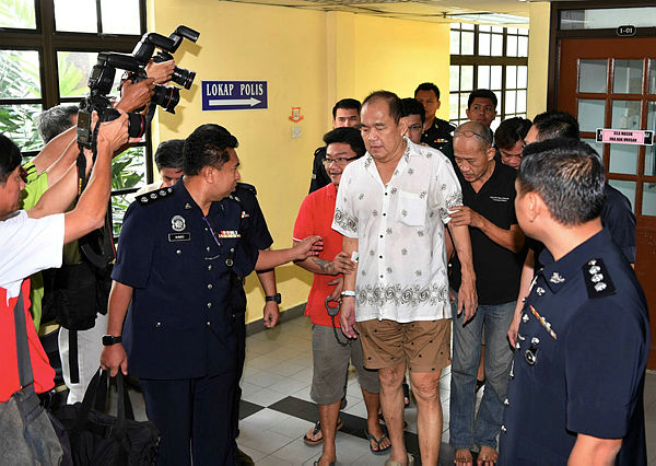 Five men, namely, Tio Siang Foo, 55, Lai Wai Leong, 52, Hew Foo Soo, 58, Chiam Eng Long, 37, and Ma Kai Chun, 40, were brought to the Johor Baru magistrate’s court on Feb 21, 2019, to be charged for kidnapping and ransoming a 57-year-old man at the end of last month. — Bernama