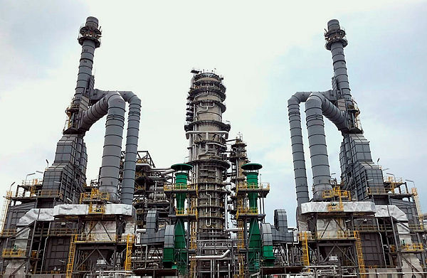 Petronas Refinery and Petrochemical Integrated Development (Rapid) complex in Pengerang. — Bernama