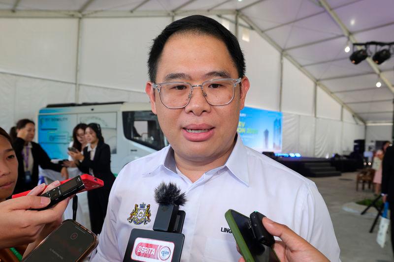 Johor Health and Environment Committee chairman Ling Tian Soon - Photo by BERNAMA