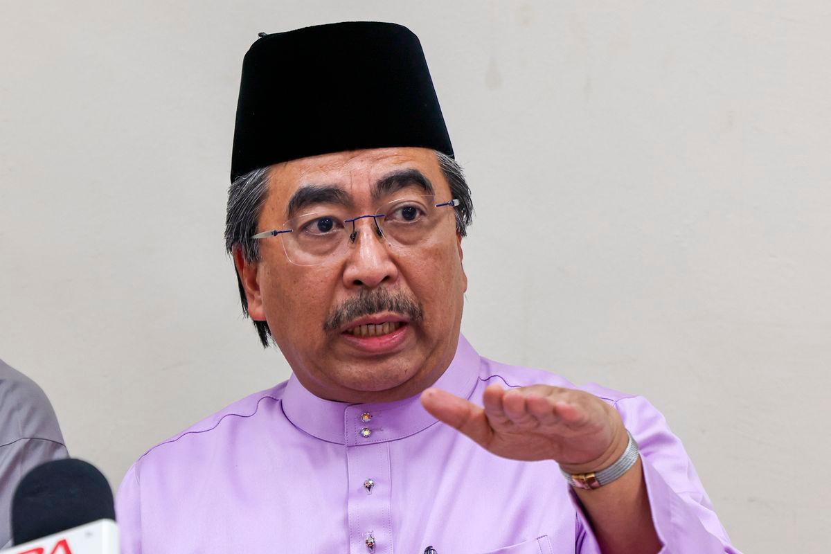 Menteri Perladangan dan Komoditi Datuk Seri Johari Abdul Ghani - FotoBernama