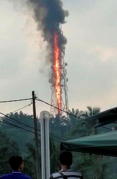 A telecommunications substation was destroyed in a fire at Jalan 93, Felda Sungai Sayong near Kulai yesterday afternoon. — Bernama