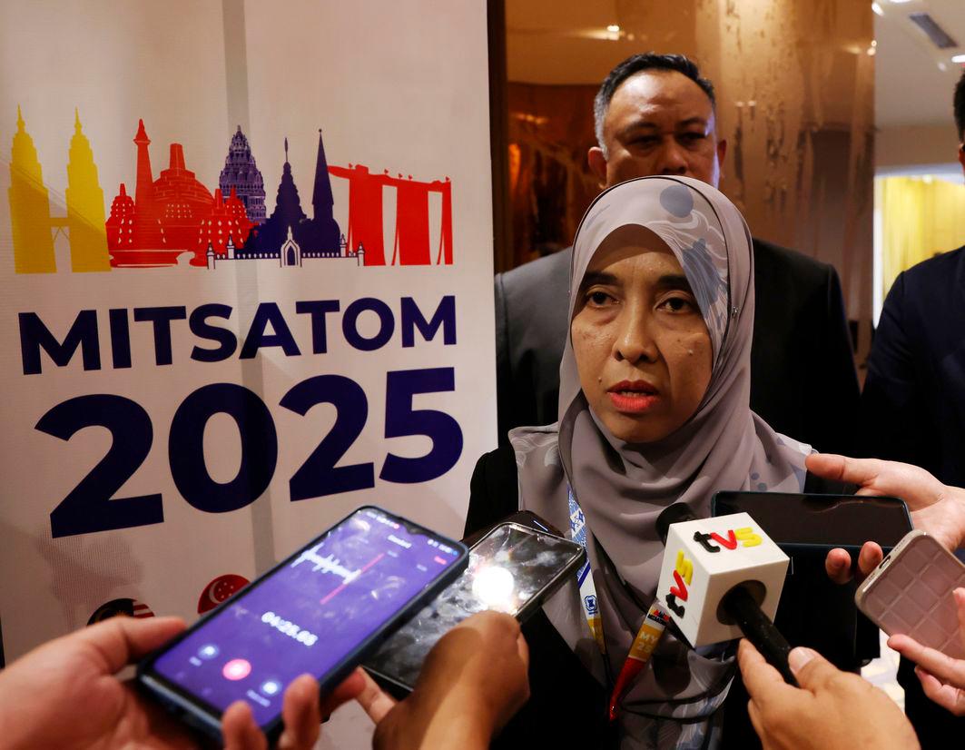Malaysia leads ASEAN radioactive smuggling drill in Johor Bahru