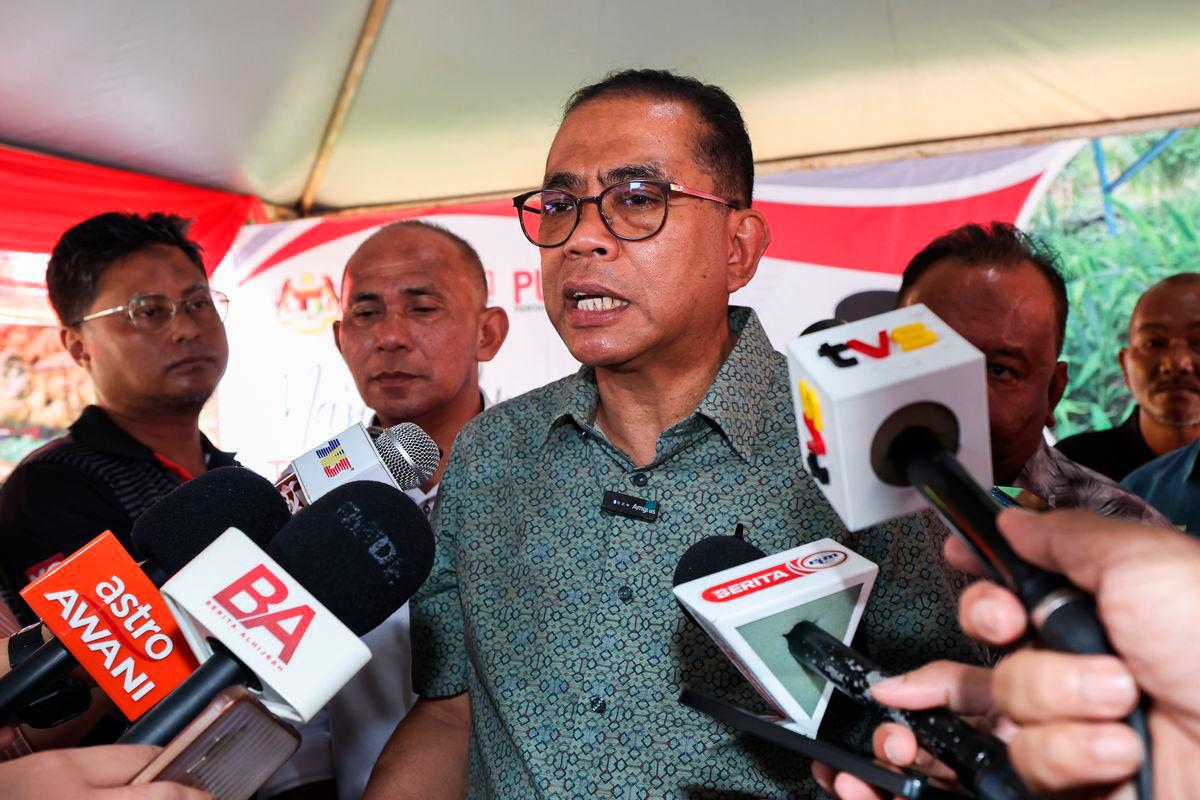 Defence Minister Datuk Seri Mohamed Khaled Nordin - BERNAMAPIX
