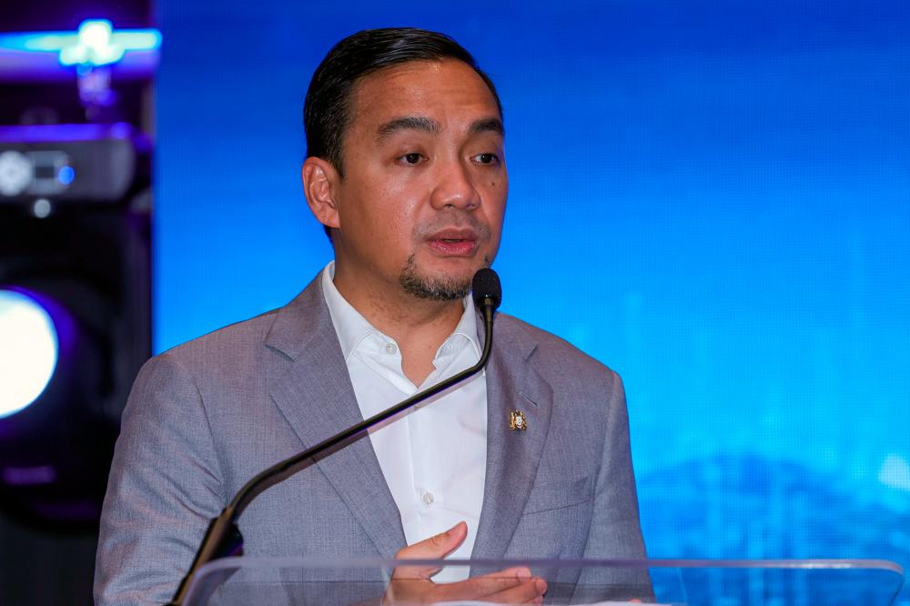 Johor Menteri Besar Datuk Onn Hafiz Ghazi - BERNAMApix