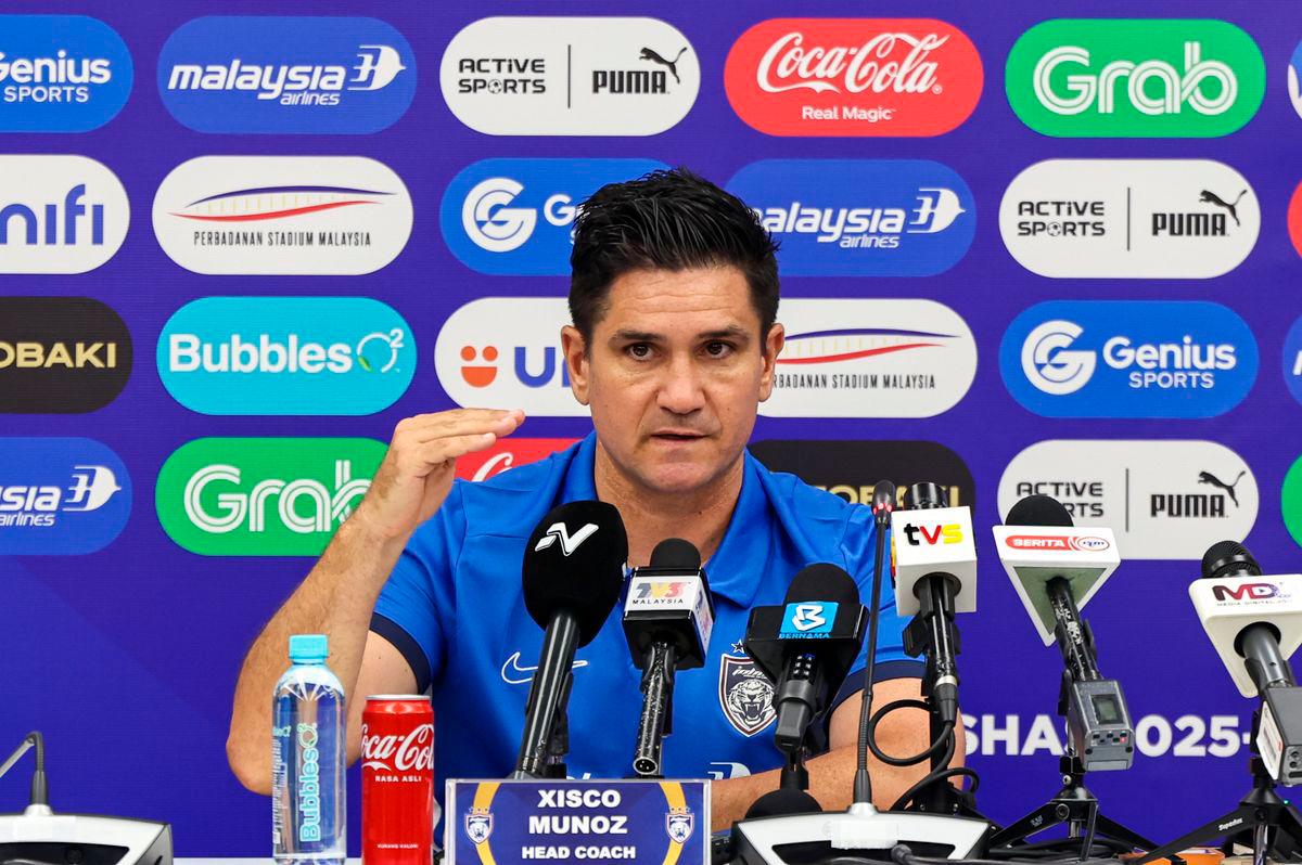 Ketua Jurulatih JDT Xisco Munoz pada Sidang Media Pra Perlawanan Piala Sumbangsih antara pasukan JDT dan Selangor FC, di Stadium Sultan Ibrahim (SSI) - BERNAMA
