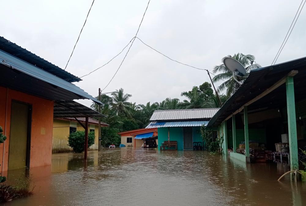 - fotoBERNAMA