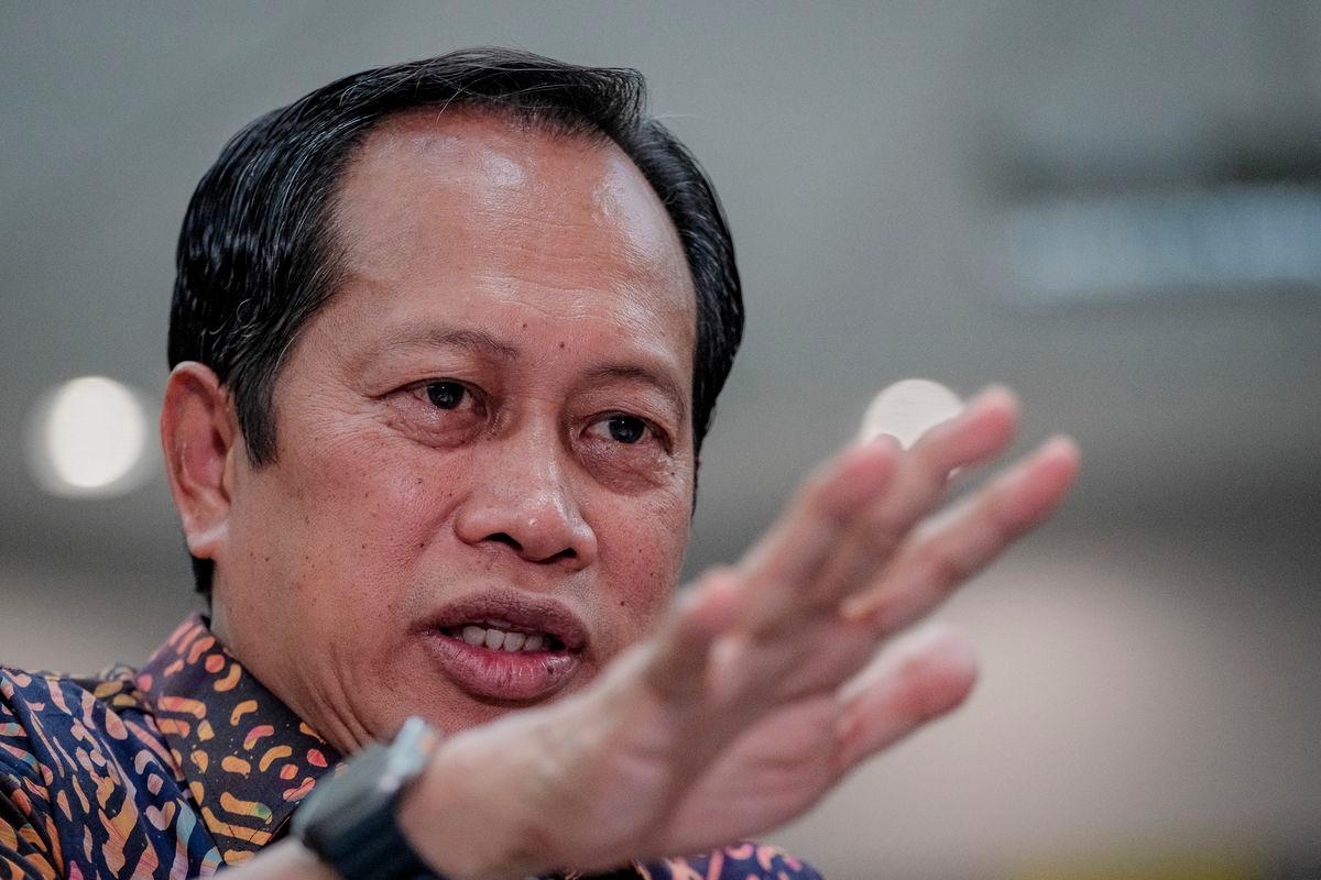 Timbalan Menteri Kerja Raya Datuk Seri Ahmad Maslan bercakap pada sidang media selepas Majlis Perasmian Penutupan Project Ideation Experience (PIE 2025) di Universiti Teknologi Malaysia (UTM) Skudai hari ini. - fotoBERNAMA