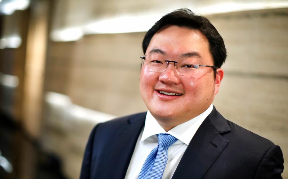 Jho Taek Low.